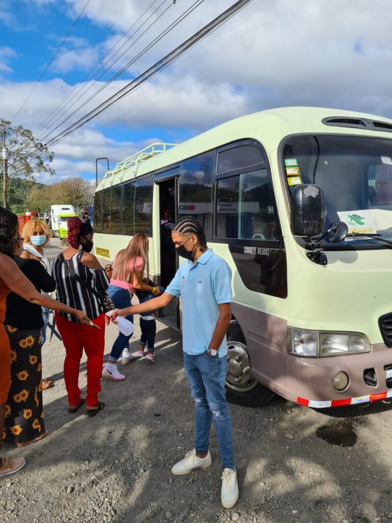Tour Cahuita Tortuguero